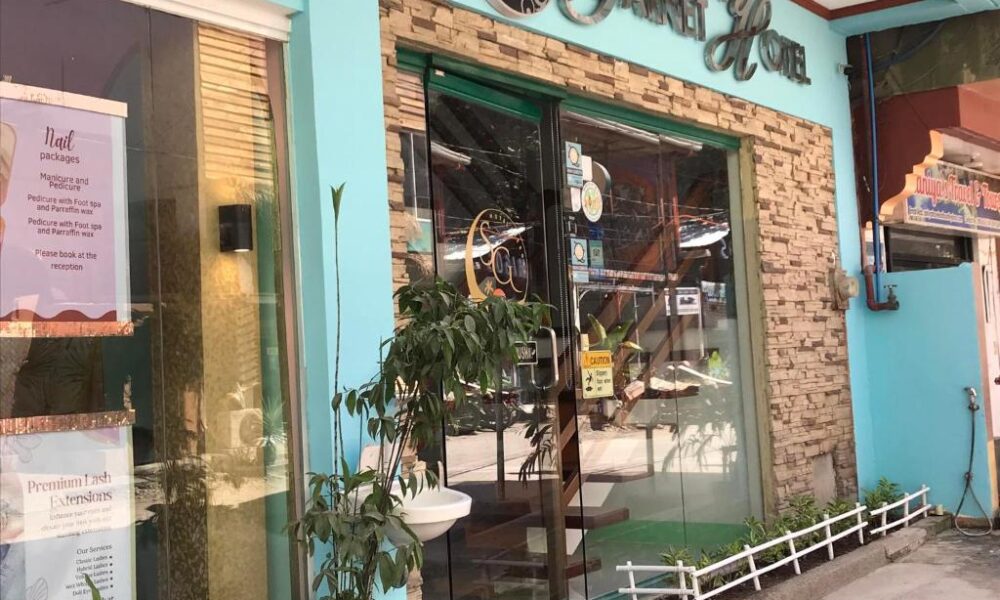 Garnet Hotel El Nido