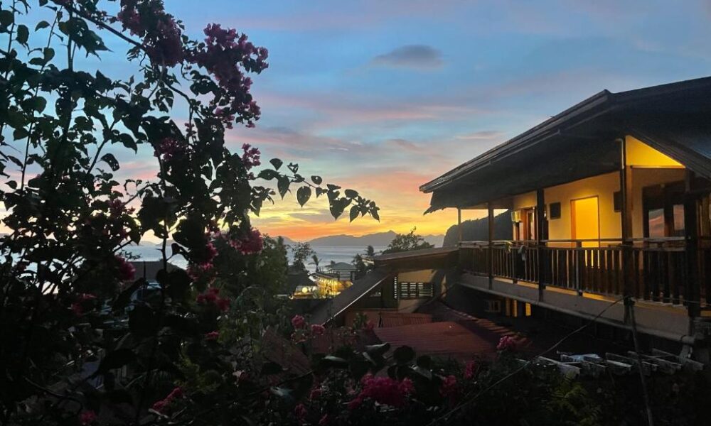 Novie’s Tourist Inn