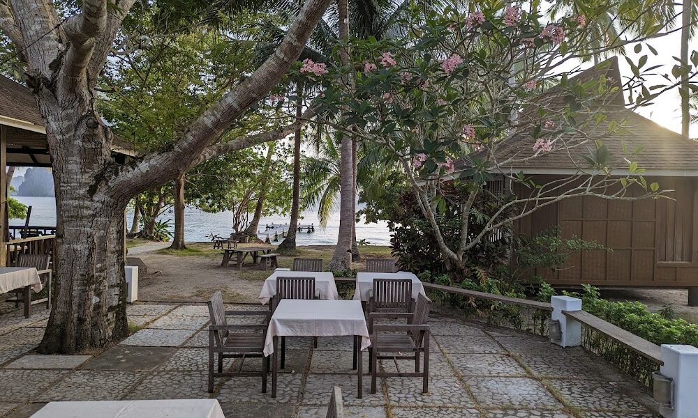 Dolarog Beach Resort