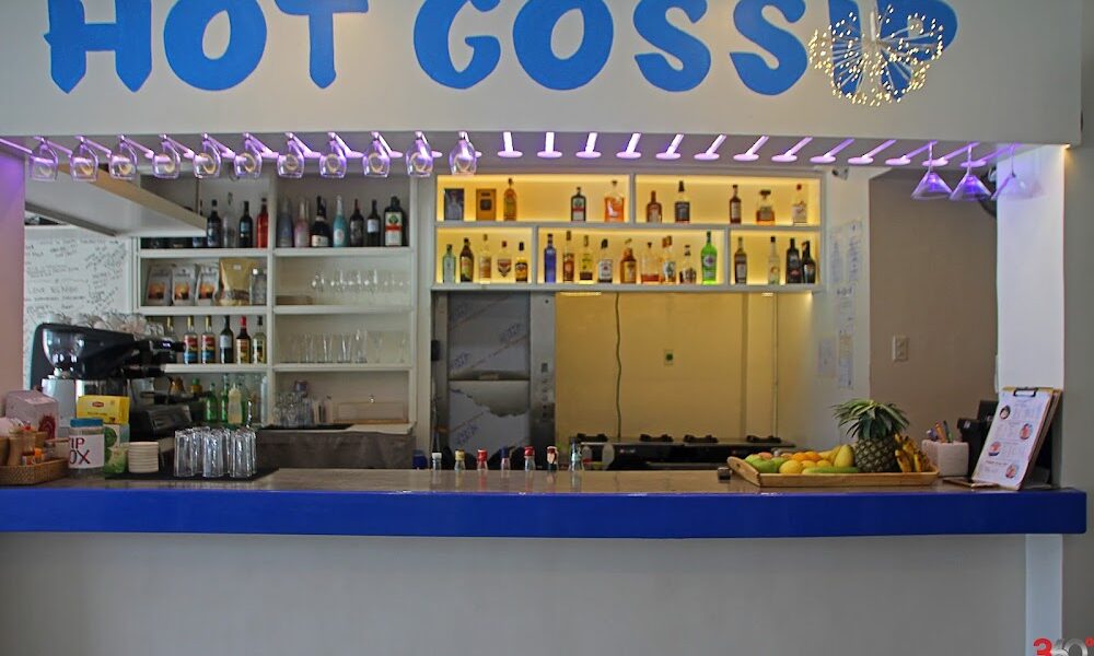 Hot Gossip Beach Bar & Café